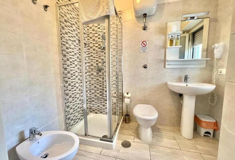 חדר קומפורט לשלושה, A Casa Dei Bruno B&b