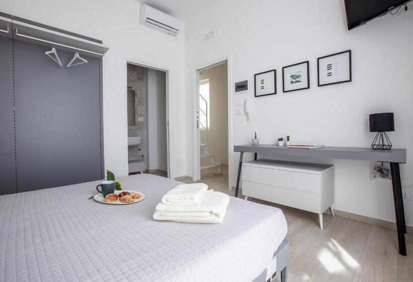 标准间, Aruci B&b