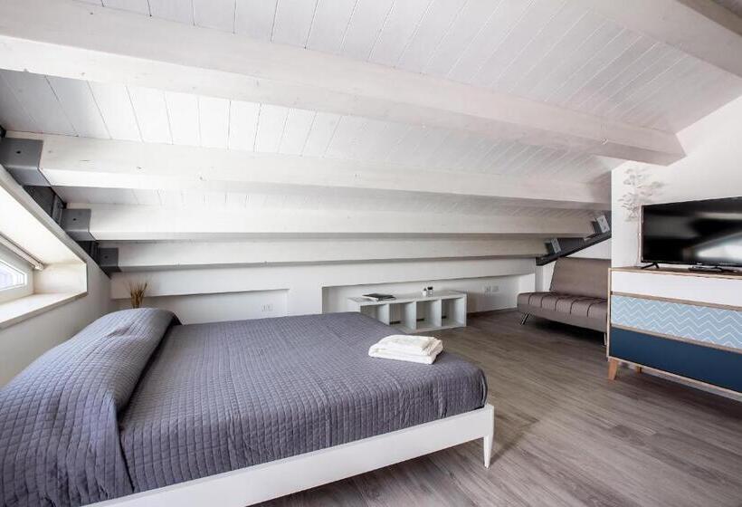 带露台的标准房间, Aruci B&b