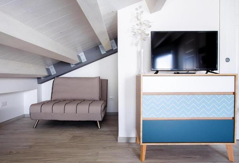 带露台的标准房间, Aruci B&b