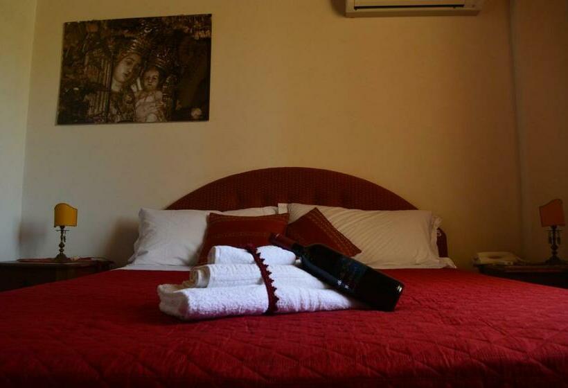 חדר סטנדרט לשלושה, B&b Antico Frantoio