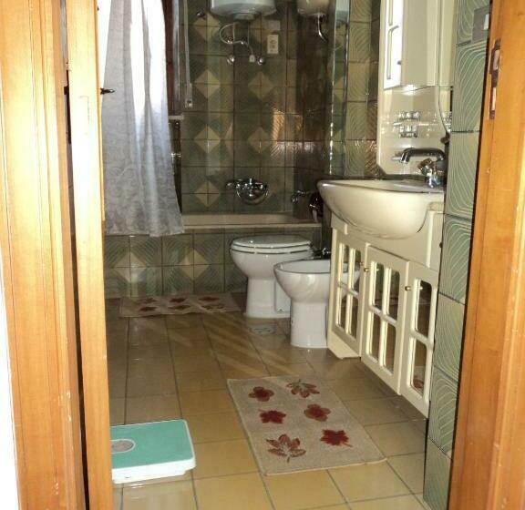 غرفة إقتصادية ثلاثية, B&b Valente