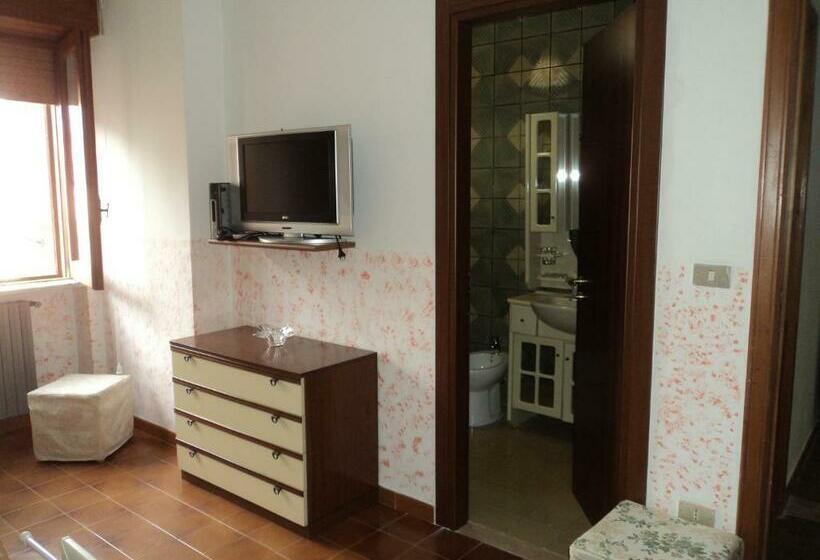 غرفة إقتصادية ثلاثية, B&b Valente