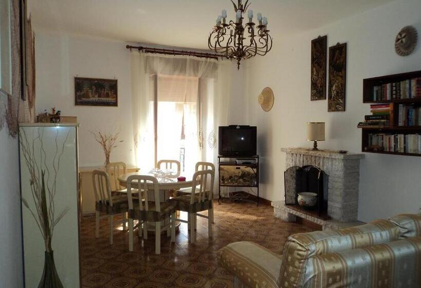 اتاق اکونومی, B&b Valente