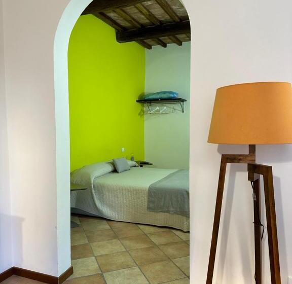 اتاق لوکس با تخت بزرگ, Santa Cecilia Perugia  Rooms&suite