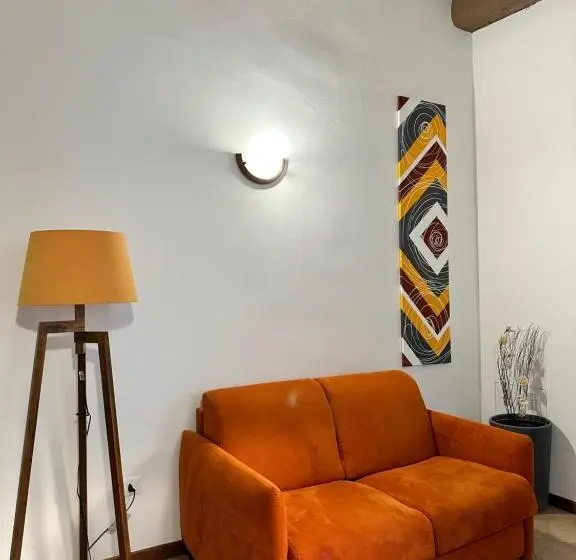 اتاق لوکس با تخت بزرگ, Santa Cecilia Perugia  Rooms&suite
