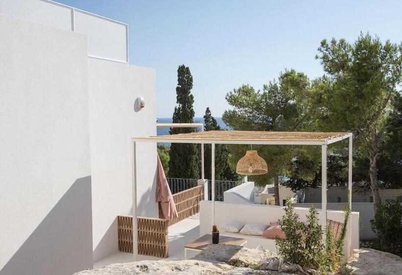 Трехместный Номер Deluxe Вид на Море, Senia_rooms_vista