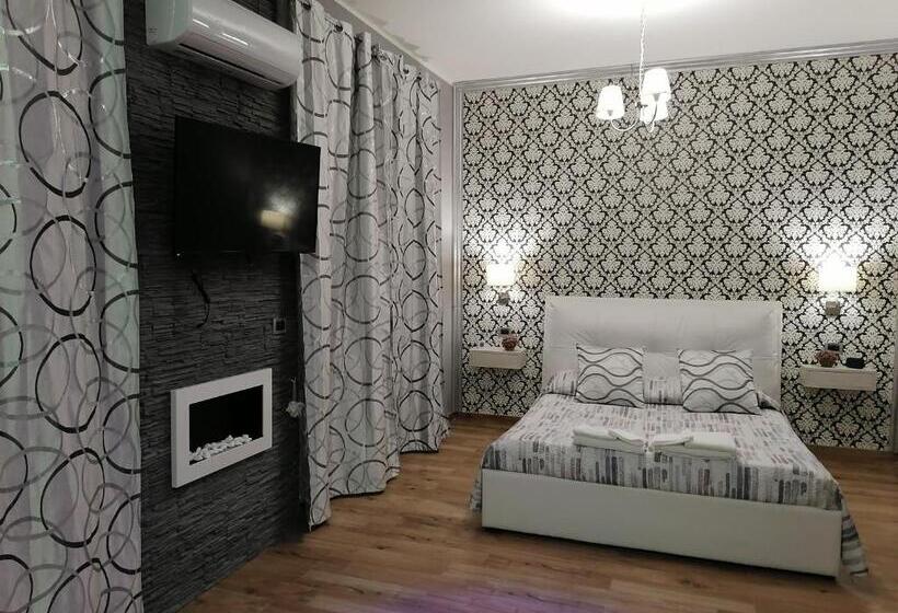 חדר דלוקס לארבעה, Home Syrakos B&b