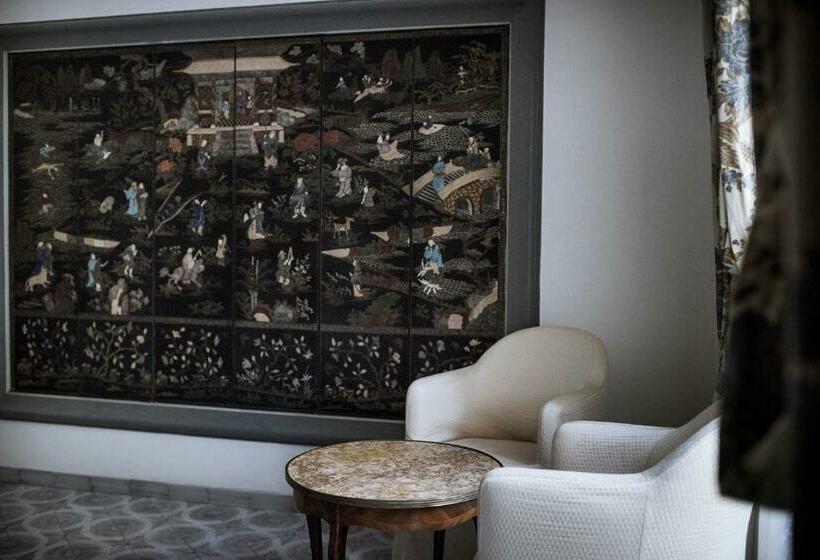 جناح جونيور مطلّ علي حمام السباحة, Villa Delle Querce Resort