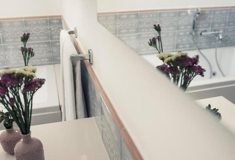 جناح مزود بتراس, Villa Delle Querce Resort