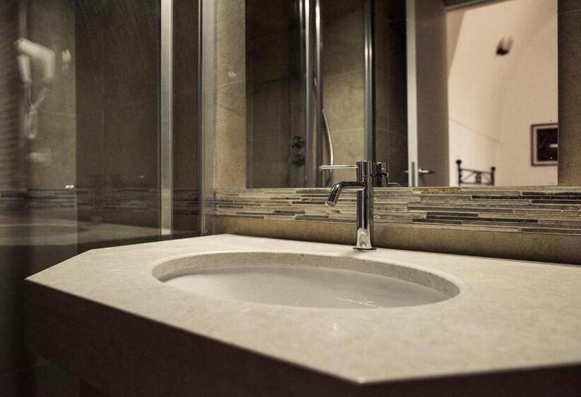 غرفة سوبيريور ثلاثية, Villa Delle Querce Resort