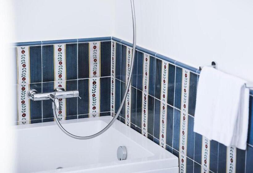 جناح جونيور مزوَّد بتراس, Villa Delle Querce Resort