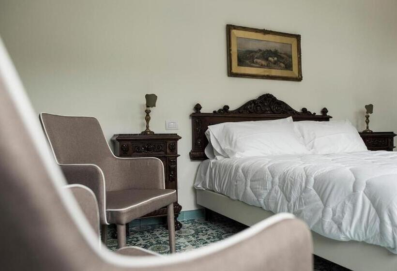 Полулюкс, Villa Delle Querce Resort