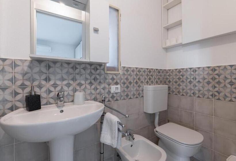 غرفة دوبلكس, La Sterlizia Di Santa Croce