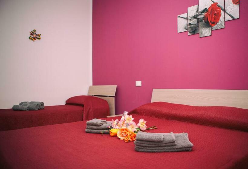 ファミリールーム, La Trinacria