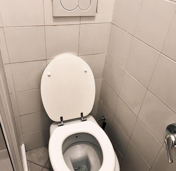 Camera Standard, Nova Roma Guest House