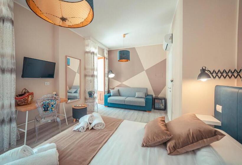 Полулюкс с Балконом, A Coffa Rooms