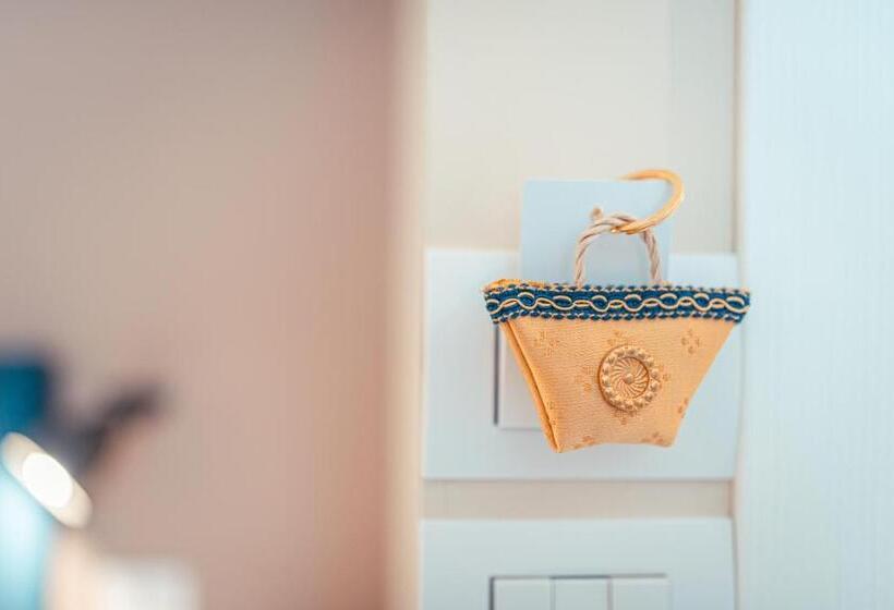 חדר סטנדרט, A Coffa Rooms