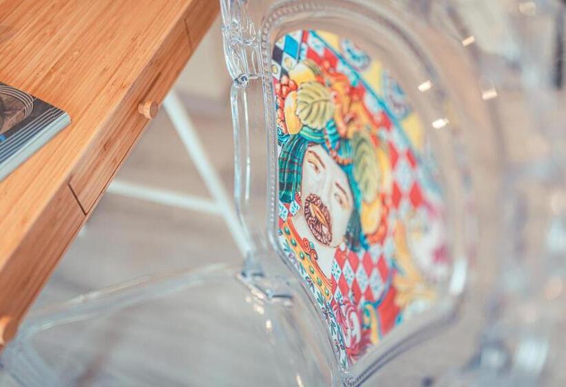 חדר סטנדרט, A Coffa Rooms