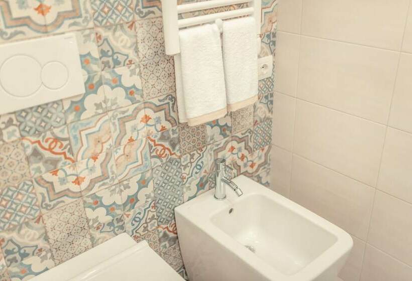 חדר סטנדרט, A Coffa Rooms