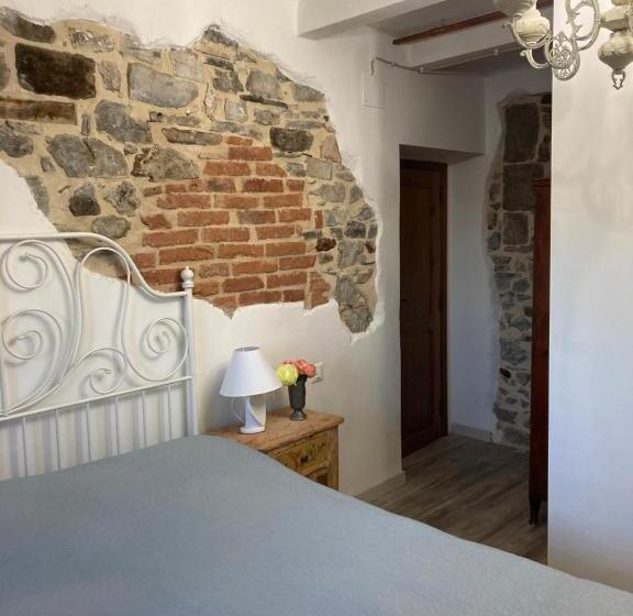 标准间, La Pecora E L Agnello