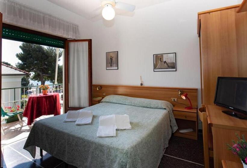 Triple Room Sea View, Tirreno