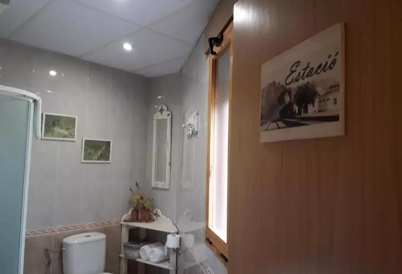 バルコニー付きスタンダードルーム, Hostal Casa Barcelo