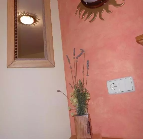 バルコニー付きスタンダードルーム, Hostal Casa Barcelo