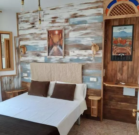 バルコニー付きスタンダードルーム, Hostal Casa Barcelo
