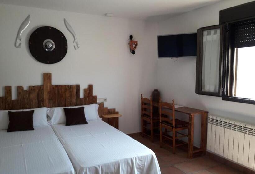 四人标准间, Hostal Casa Barcelo