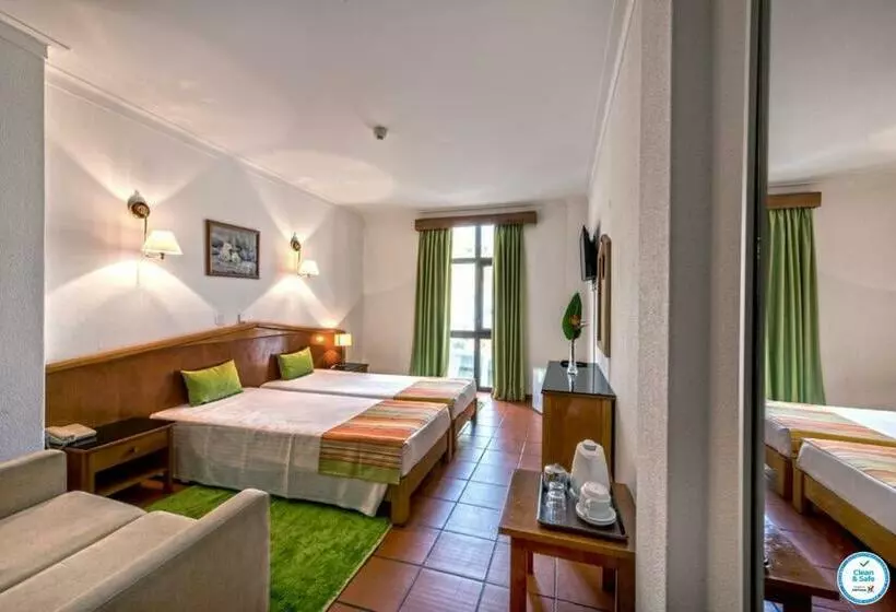 اتاق استاندارد, Colina Do Mar