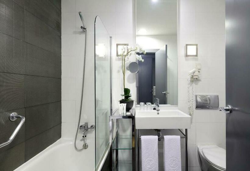 اتاق استاندارد, Exe Tres Cantos