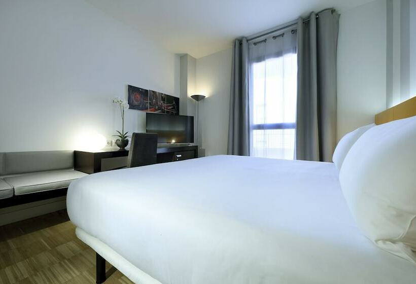 اتاق استاندارد, Exe Tres Cantos