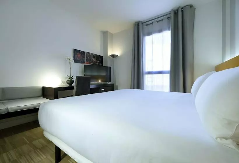 اتاق استاندارد, Exe Tres Cantos