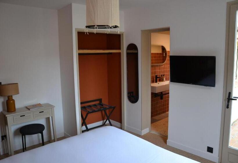 スーペリアールーム, Hôtel La Garrigue & Bar Piscine