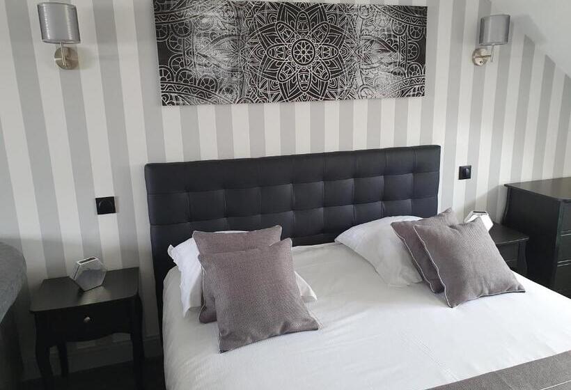 اتاق سوپریور, Le Saint Yves