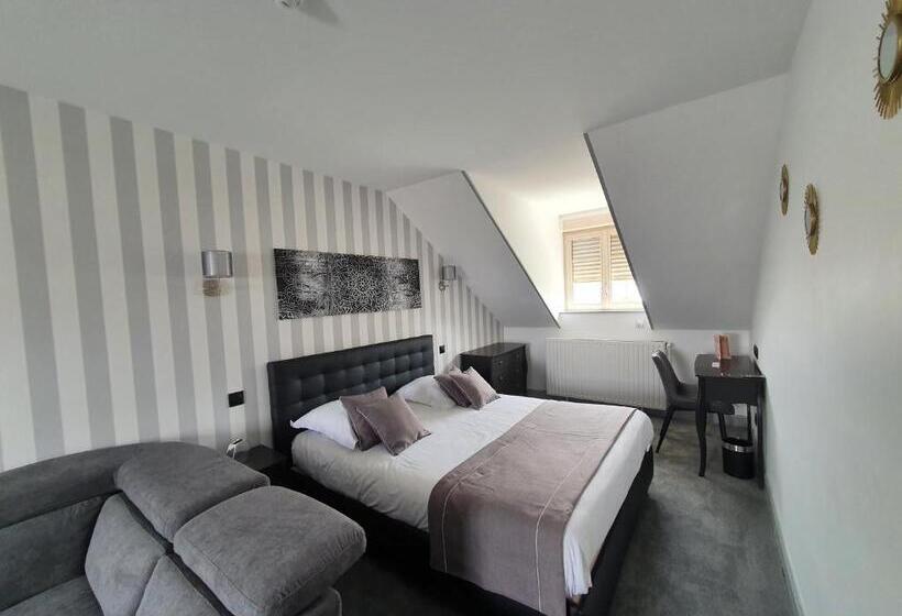 اتاق سوپریور, Le Saint Yves