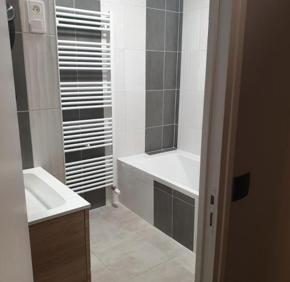 سوییت, Le Saint Yves