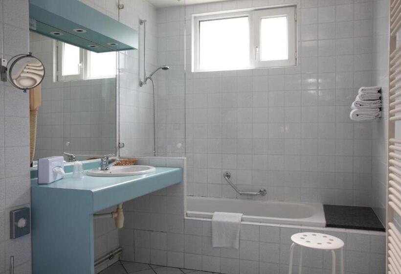 Номер Стандарт Трехместный, Les Portes De La Vallee