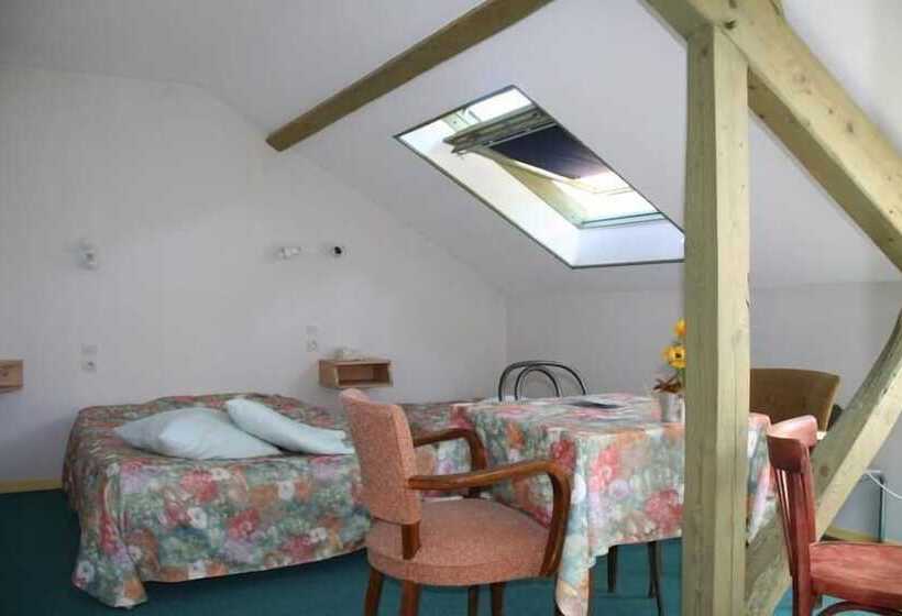 Номер Стандарт, De La Grande Cascade