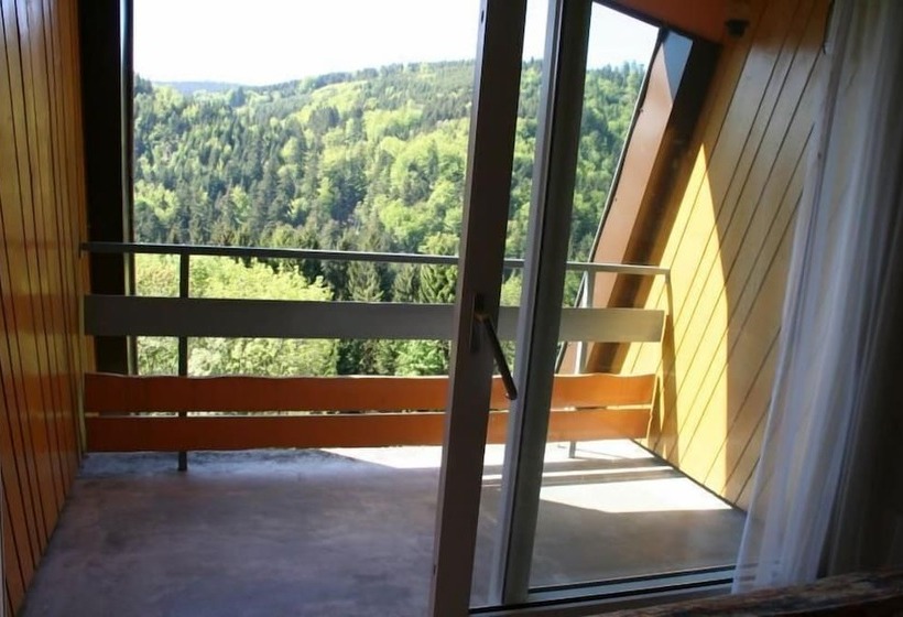 Трехместный Номер Стандарт с Видом, De La Grande Cascade