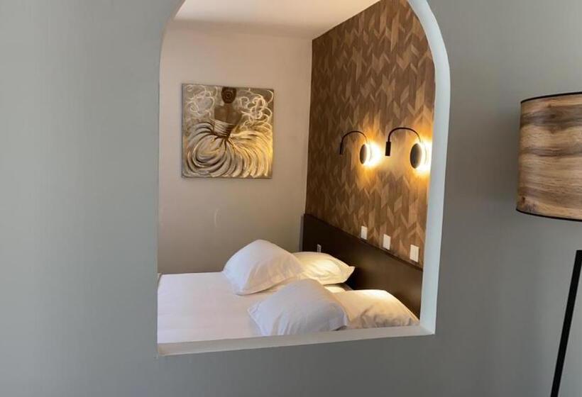 غرفة قياسية, Logis Hostellerie De L Abbaye