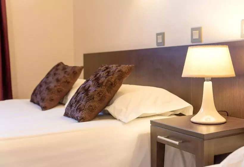 スタンダードルーム, Logis Hostellerie De L Abbaye