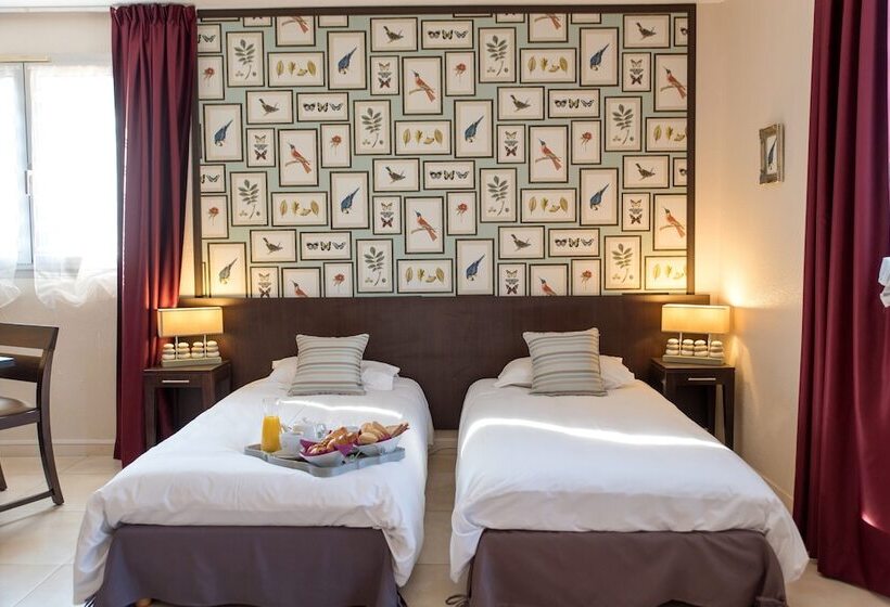 غرفة قياسية, Logis Hostellerie De L Abbaye