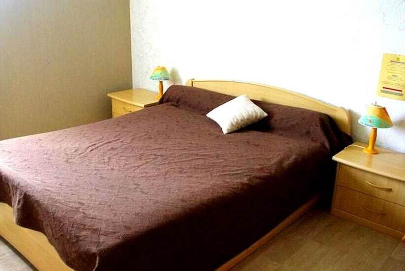 スタンダードルーム, Logis Hôtel Restaurant Auberge Les Vallées Du Perche