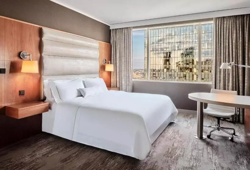 キングサイズベッドのエクゼクティブルーム, The Westin Warsaw
