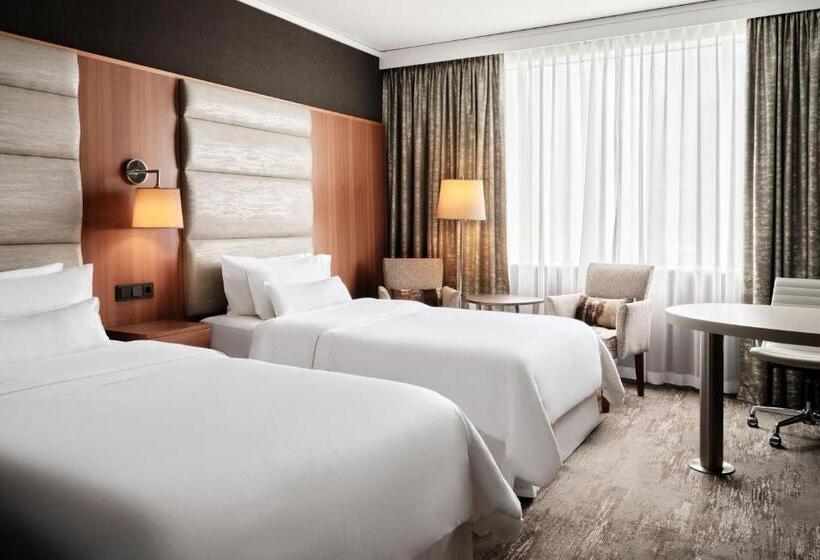 Номер Superior, The Westin Warsaw