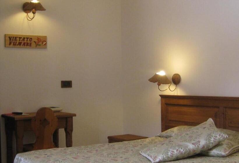 חדר סטנדרט לשלושה, Villa Plinia