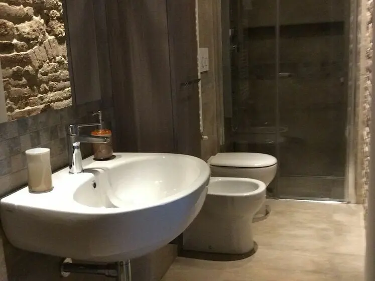 ファミリーステューディオ, B&b Dimora Damiani