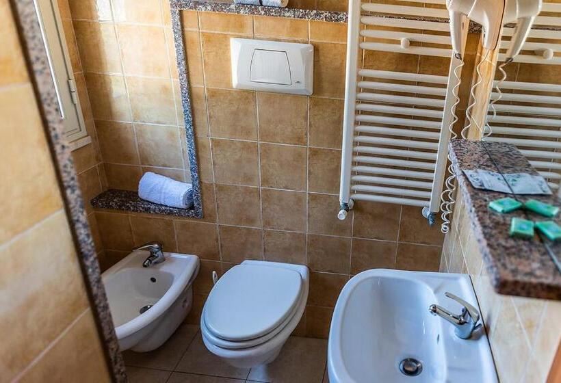 스탠다드 룸 바다 전망, Sciuscia